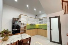 Sập hầm mặt tiền trường chinh, nhỉnh 3 tỷ, 4pn, 2wc, 90m2, mới đẹp, ở ngay, 0919051718