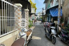 Chủ gửi nhà 2 mặt tiền 1 trệt 1 lầu kèm vườn hẻm trung tâm quận ninh kiều