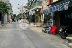 Bán căn nhà 1 trệt 1 lầu 98.7m2 ở hóc môn giá 650 triệu.
