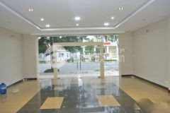 Cho thuê nhà nguyên căn 2 căn liền kề 3 tầng mặt tiền đường lê duẩn