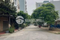 Bán đất phân lô tu hoàng nhổn dt 40m2 đường 11m ô tô tránh nhau thoải mái lh 0962.565.333