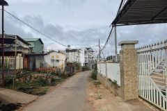 Ban đât xây dưng view đep đương nhưa ô tô thông xuân tho đa lat