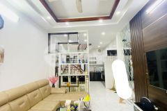 Cần bán gấp nhà hoàng đạo thành 42m2 giá 3.7tỷ