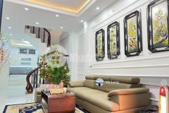 Bán nhà cổ nhuế bắc từ liêm 33m2, xây 5 tầng, giá 4.5 tỷ