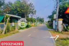 Bán lô đất mặt tiền đường nhựa y hình giá 3xx
