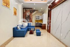 Chủ nhà cần bán gấp nhà đẹp lô góc thoáng mát phố lạc trưng hai bà trưng ô tô kinh doanh