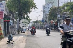 Bán nhà mặt tiền kinh doanh đường nơ trang long 6 tỷ 800 triệu.