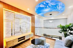 Bán gấp nhà 4,9 tỷ, 5 tầng, hxh, nở hậu đường thống nhất, 46m2, p15,gv