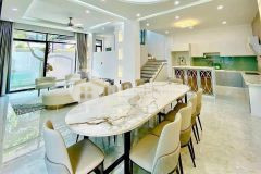 Bán biệt thự mới 1 trệt 3 lầu đường xô viết nghệ tĩnh, vũng tàu.