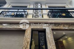 Bán tòa ccmn xuân thủy, 90m2, 7 tầng 25pkk, dt 160trtháng, 16.5 tỷ