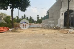 Kinh tế khó khăn nên dứt ruột bán đi 2 lô đất bình dương