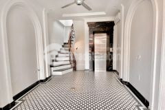 Bán nhà mặt phố phố cổ khu vip hàng gà chỉ 36.5 tỷ, 42m2 thiết kế hiện đại