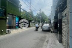 Nhỉnh 3 tỷ mặt tiền 3 tầng không quy hoạch nhà rất đẹp