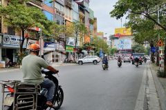 Duy nhất một căn chủ cần bán gấp, lô góc mp thanh nhàn, hbt vỉa hè kd đa dạng dt 50m2 giá 21 tỷ