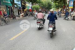 Nhỉnh 2 tỷ sở hữu nhà lõi phố ngọc lâm, 3 bước ra phố,sát đường 40m hồng tiến ngọc thụy.