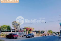 Em có 1 lô đất mặt tiền đường nhựa quy hoạch 10m, bán 400 triệu