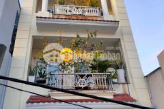 Nhà quận 7, gần trần xuân soạn, 4,616 nở hậu, 5 tầng, full nội thất, 8 tỷ