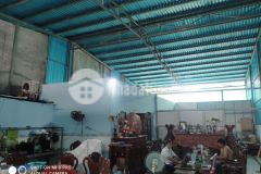 Nợ bank, bán nhà xưởng 2 mặt tiền, ngang bề thế 9.5m, dt 350m2, 30trm2.