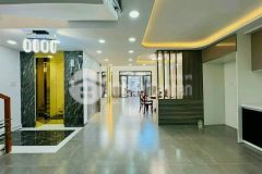Cần bán nhà mặt tiền,phan đăng lưu, 50m2, 5 tầng, 21 tỷ