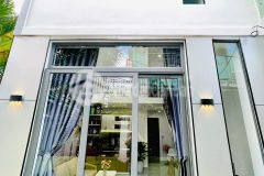 Nhà đẹp huỳnh ngọc huệ kiệt 2m5 chưa tới 2 tỷ