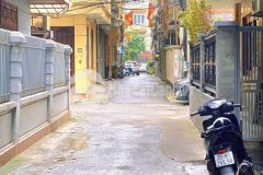 Bán gấp nhà trần quốc hoàn cầu giấy, 60mx5t, mt 4,3m, gara, phân lô, kinh doanh, chỉ 10,5 tỷ.