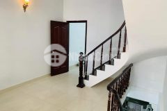 Bán nhà ngang khủng bề thế hxh bình thạnh