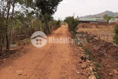 Thôn 1 cưbua đường nguyễn cơ thạch nối dài.. sau lưng siêu thị go hướng thông ra