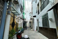 Cần bán gấp căn nhà hẻm nhựa 4m đường gò dầu dt 6x12, 1 lầu giá 5.35 tỷ