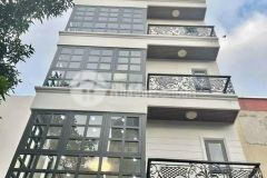 Bán nhà ba đình, chỉ 5,8tỷ oto đỗ cửa, dt 40m2 x 5t gần phố trước nhà 3m lh 0365712127