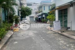 Gấp bán nhà tân hương, tân phú, 48m2, hẻm 8m thông, 20m ra mt, 3 tầng btct, giá nhỉnh 4 tỷ.