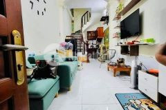 Bán nhà nguyễn đức cảnh, 22m2, sổ đỏ chính chủ, chỉ 1 tỷ 8