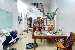 Bán nhà gần tiểu học đức giang, long biên 35m2, 5t, chỉ 2,76 tỷ 5 phút ra ngô gia tự