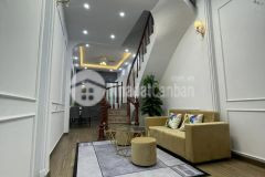 Bán nhà tân mai 4 tầng mt 3.3m 15m ra ô tô chỉ 3.58 tỷ.