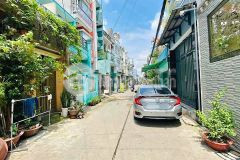 Bán nhà đường bình thành, bình tân, 4x10m, 1 trệt 1 lầu, hẻm xe hơi, giá rẻ