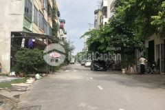 Bán đất đấu giá thạch bàn, vỉa hè, ô tô tránh, 45 m2, giá chỉ 4,15 tỷ.