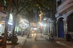 Bán nhà ngọc khánh ngõ vỉa hè, oto thông đê la thành, nông sát phố 35m2x4t giá 4.48 tỷ