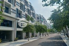 Chính chủ cần bán căn sát lô góc liền kề glaxy ngân hà vạn phúc 100m2x5t, mt 5.5 m. kinh doanh đa lĩ