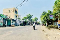 Mặt tiền đường kinh doanh thuận lợi, sát trục đường lớn dt609