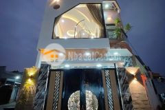 Siêu phẩm sát hoàng thị loan 210m2 mt 5m ô tô đỗ thoải mái giá hạt dẻ