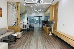 Bán nhà nguyên căn 3 tầng kiệt gần hồ hàm nghi