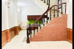 Bán nhà mặt ngõ 457 lĩnh nam, lô góc, ô tô, kinh doanh, 40 m2, 5 tầng, 4.49 tỷ.