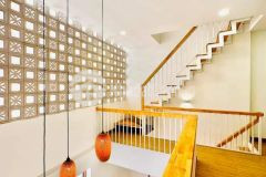 Nhà mới đẹp full nội thất hxh đỗ ngay cửa sổ vuông vức.