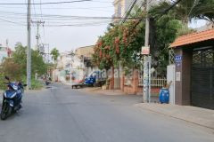 Chủ bán nhà lô góc mặt tiền lã xuân oai 140m2 5pn 8 tỷ tp thủ đức