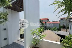 Bán nhà 3 tầng mới xây 42m2 ô tô đỗ gần thị trấn đông anh, huyện đông anh giá 2,3 tỷ lh 088692336