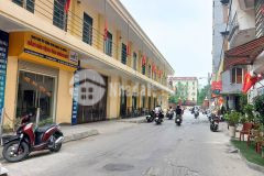 Chỉ 3,64 tỷ có nhà 5 tầng ô tô đỗ cửa, ngõ thông, trung tâm cầu giấy