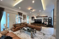 Bán toà nhà văn phòng 10 tầng hoàng quốc việt, mặt phố, 3 mặt thoáng, doanh thu 6 tỷ