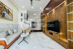 Ngộp nợ bank, nhà 3 tầng, đẹp lung linh, gấp bán giảm sốc chỉ còn 5 tỷ nhỉnh.