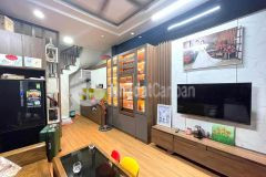 Bán nhà giáp bát kim đồng mới koong có lẽ là duy nhất 40m2 5t 3.9 tỷ.