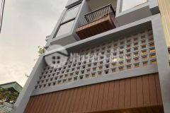 Bán nhà 6 tầng thang máy đường nguyễn văn cừ 90m2 x 4,5m mặt tiền, gara ô tô, kinh doanh.