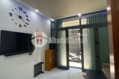 Cần bán nhanh nhà 2 tầng tp nha trang cách đường 24 chỉ 50m. giá 1 tỷ 550 triệu.